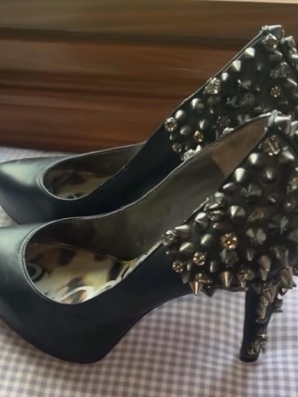 Vintage Y2K Black Studded Pumps